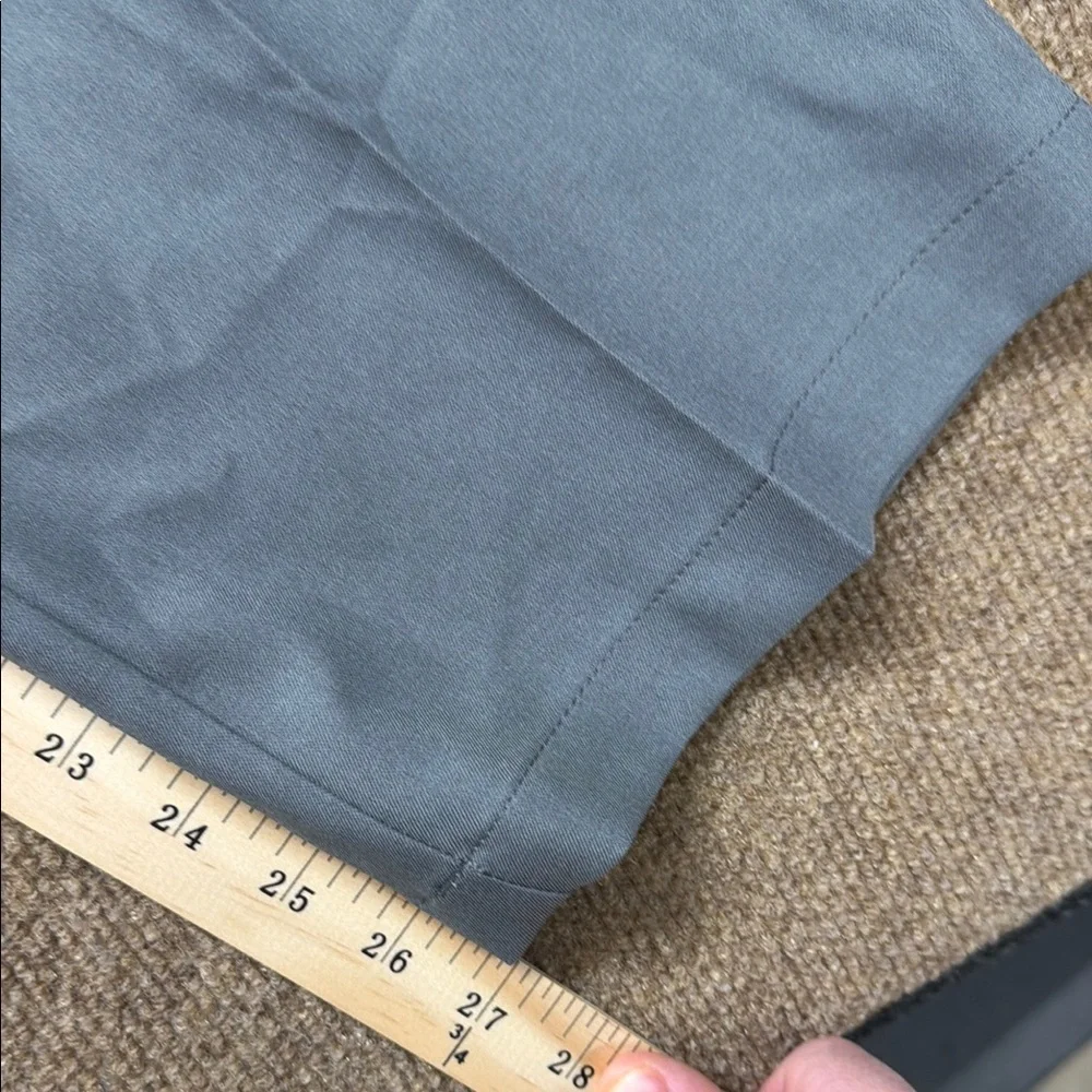 Haggar Men’s Cool 18 Pro Classic Fit 34x29 Light Grey Dress Pants NWT - Picture 7 of 11
